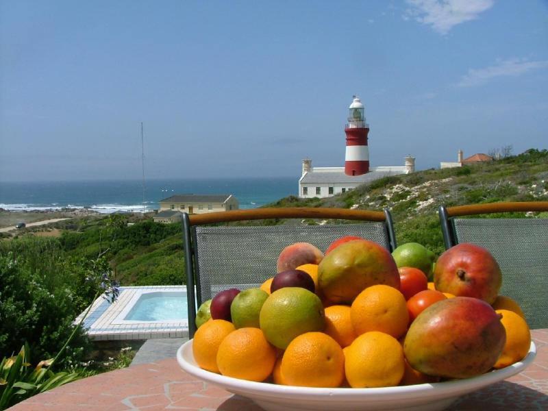 Villa Cape Agulhas Guesthouse Exteriör bild